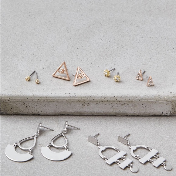 American Eagle Outfitters Jewelry - 3 for $15💘Earring Set